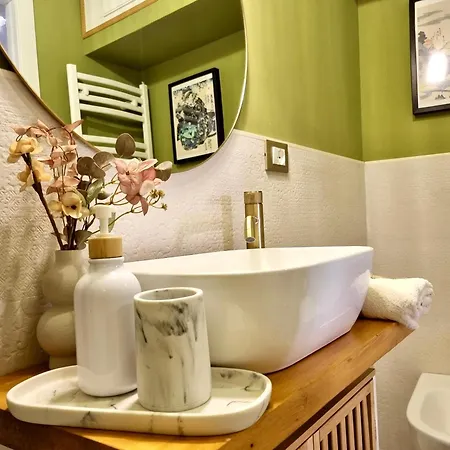 Abaco 2 Baths & Small Balcony In Trastevere Apartamento