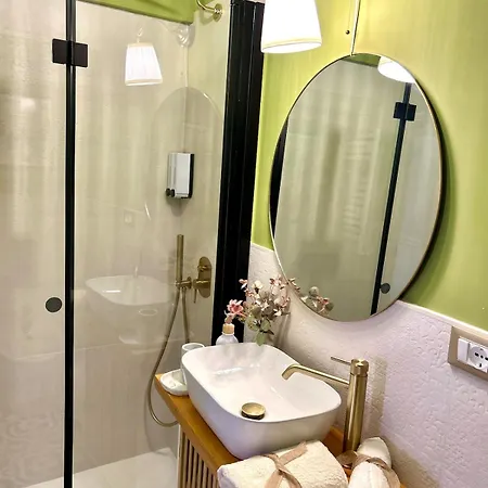 Abaco 2 Baths & Small Balcony In Trastevere Apartamento