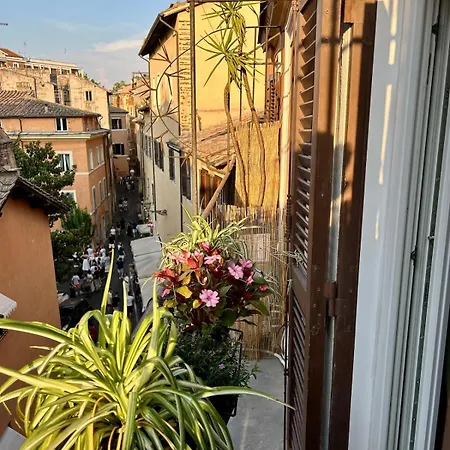 Abaco 2 Baths & Small Balcony In Trastevere Roma
