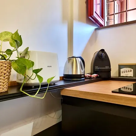 Abaco 2 Baths & Small Balcony In Trastevere * Roma